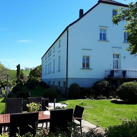 Altes Bauernhaus Im Gruenen Steffenshagen Exteriör bild
